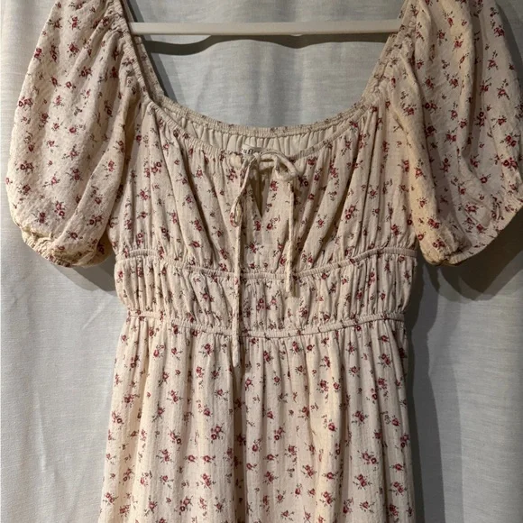 Valencia Dress- Blush Floral - Picture 2 of 5
